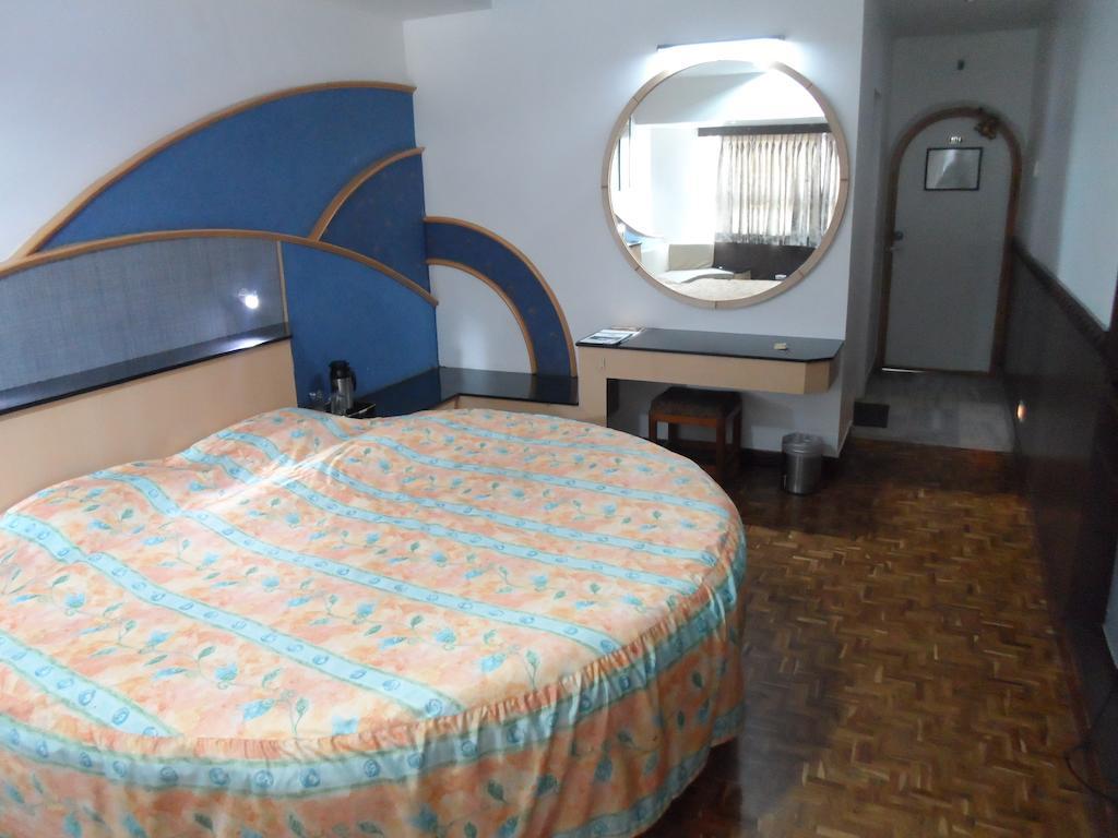 Hilltop Towers Кодайканал Стая снимка
